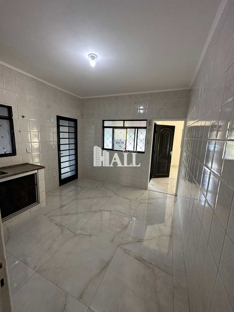 Casa à venda com 3 quartos, 170m² - Foto 11