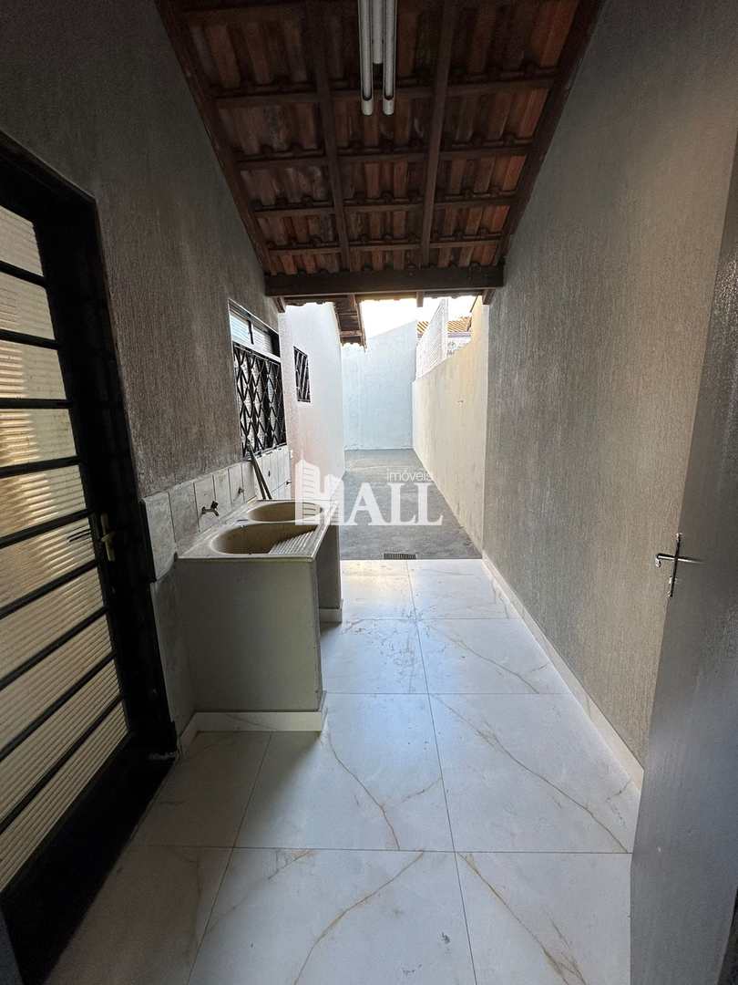 Casa à venda com 3 quartos, 170m² - Foto 4