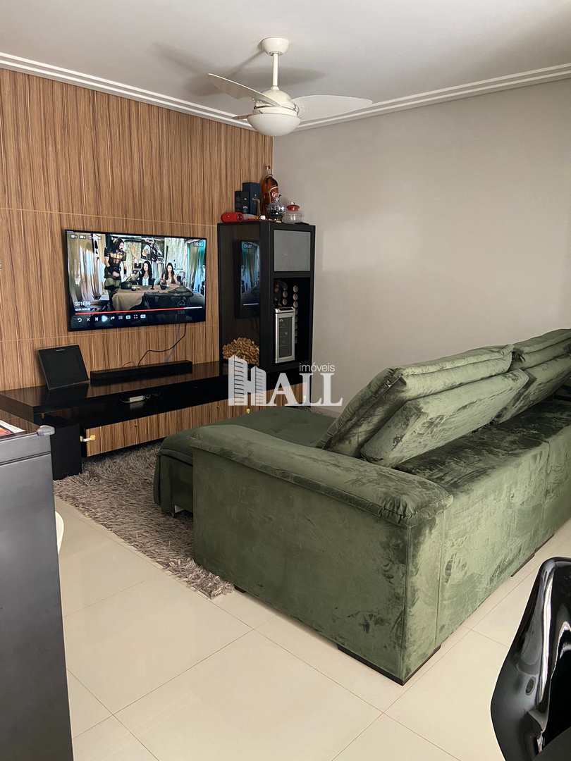 Apartamento à venda com 3 quartos, 80m² - Foto 1