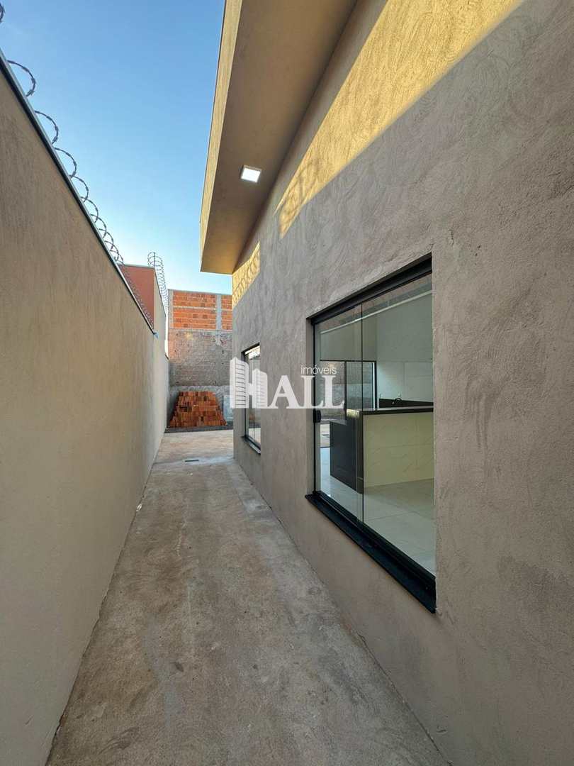 Casa à venda com 2 quartos, 70m² - Foto 14