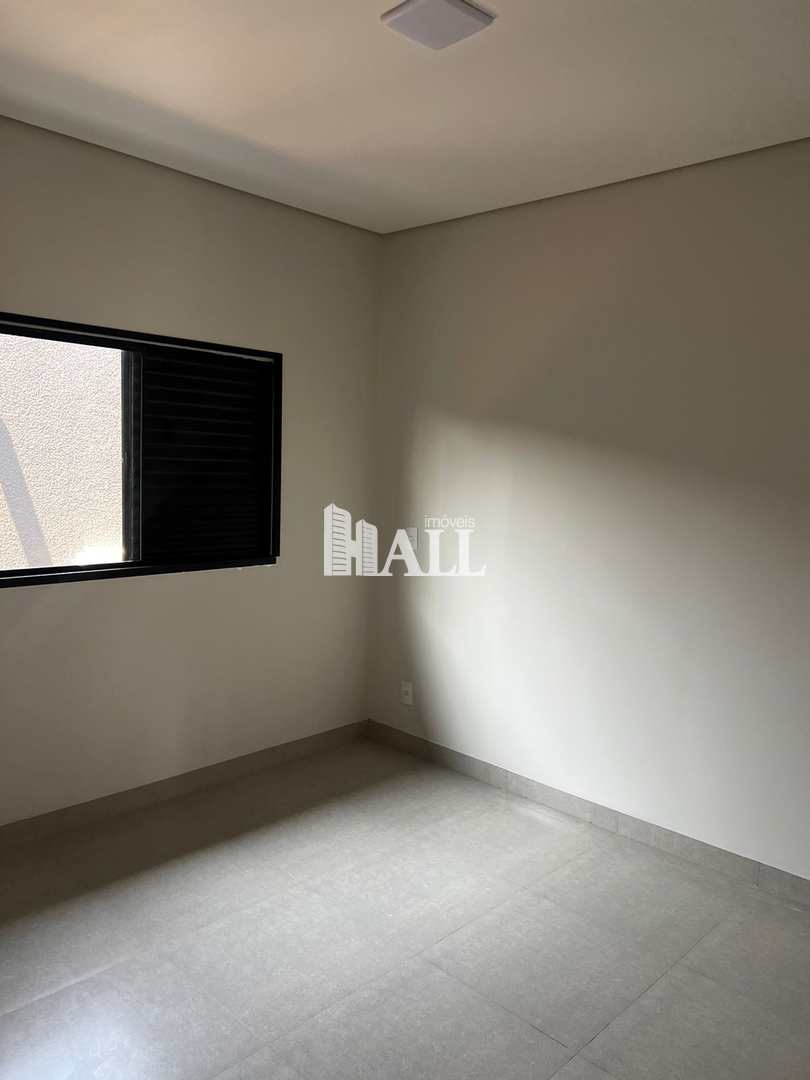 Casa à venda com 2 quartos, 79m² - Foto 11