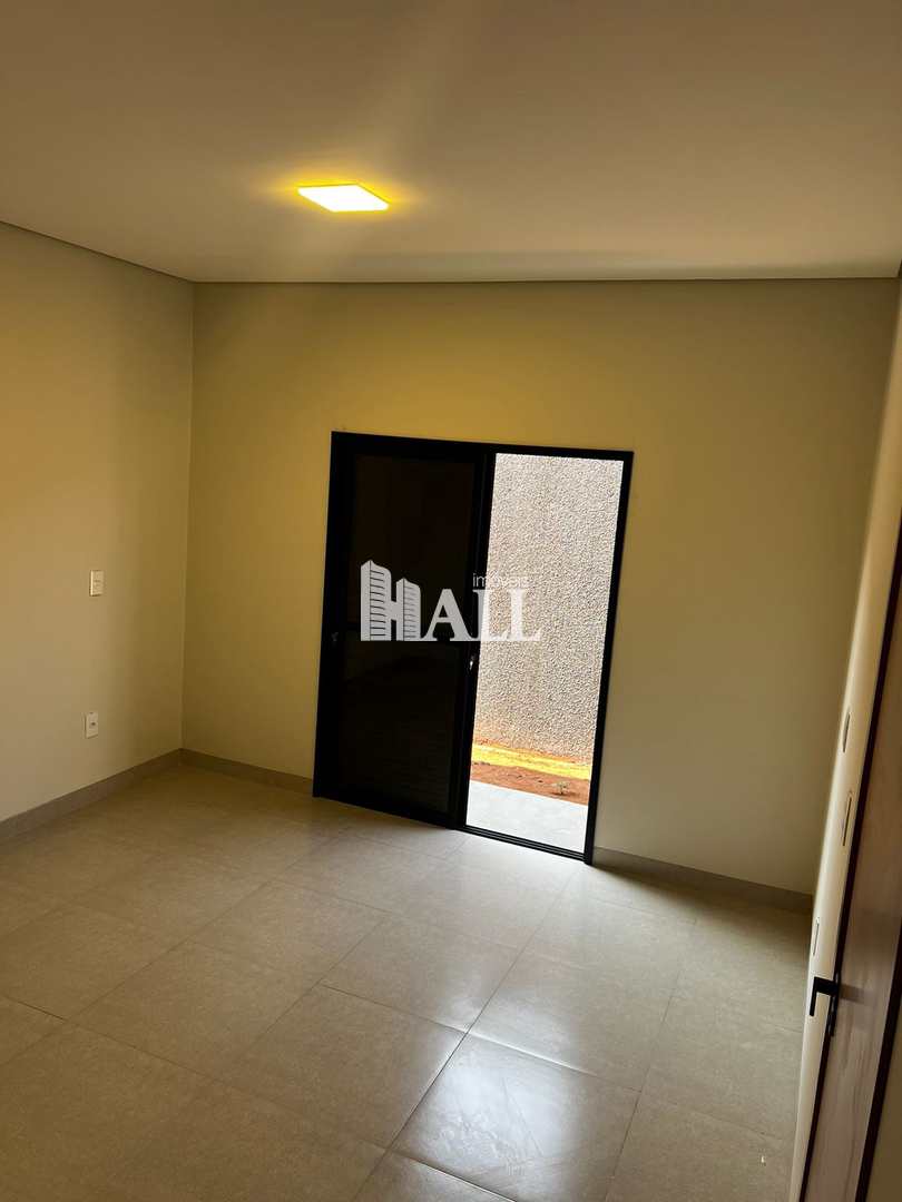 Casa à venda com 2 quartos, 79m² - Foto 9