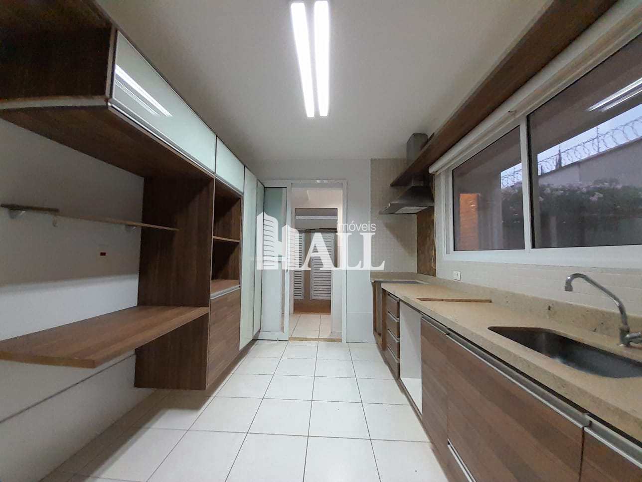 Casa de Condomínio à venda com 3 quartos, 182m² - Foto 4