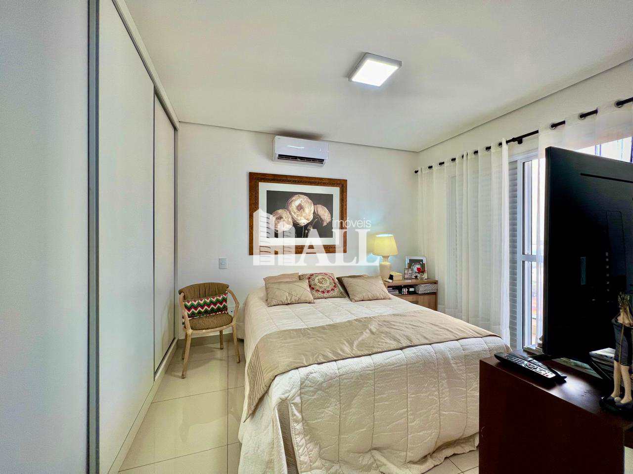 Apartamento à venda com 3 quartos, 135m² - Foto 6