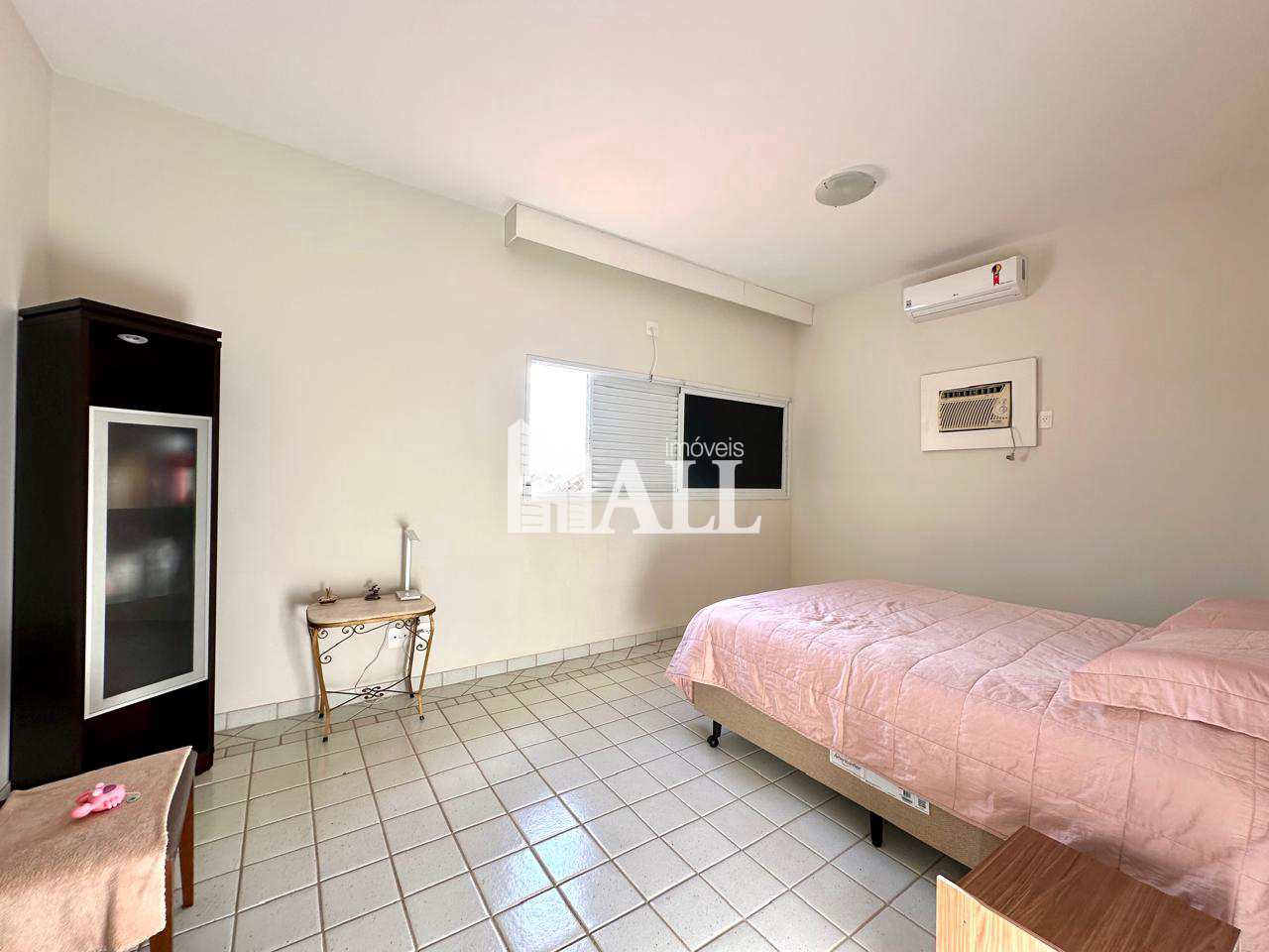 Casa à venda com 4 quartos, 380m² - Foto 16