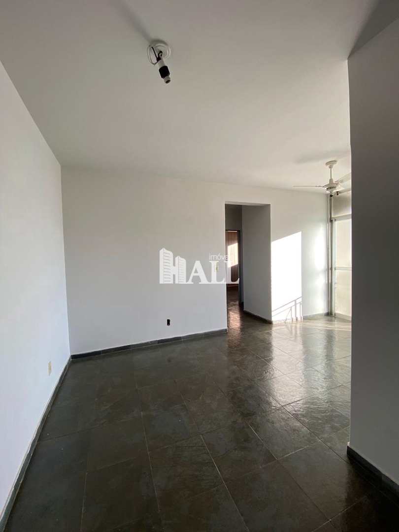 Apartamento à venda com 2 quartos, 70m² - Foto 13