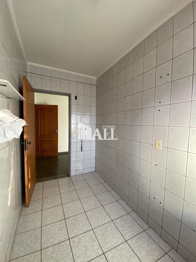 Apartamento à venda com 2 quartos, 70m² - Foto 18