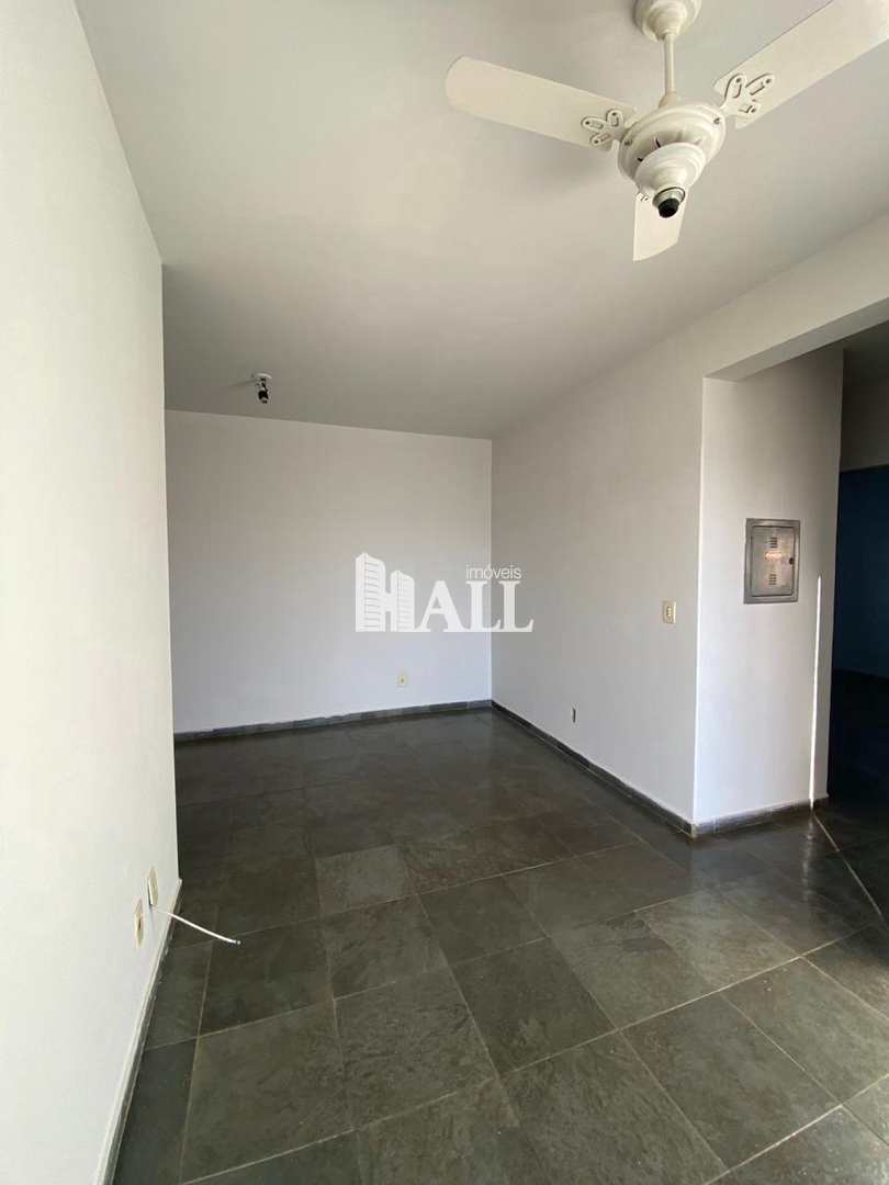 Apartamento à venda com 2 quartos, 70m² - Foto 17