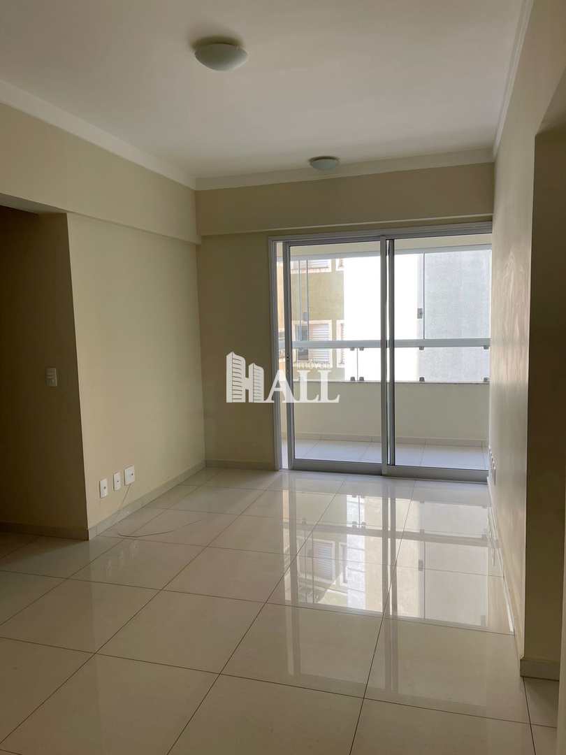 Apartamento à venda com 3 quartos, 72m² - Foto 1