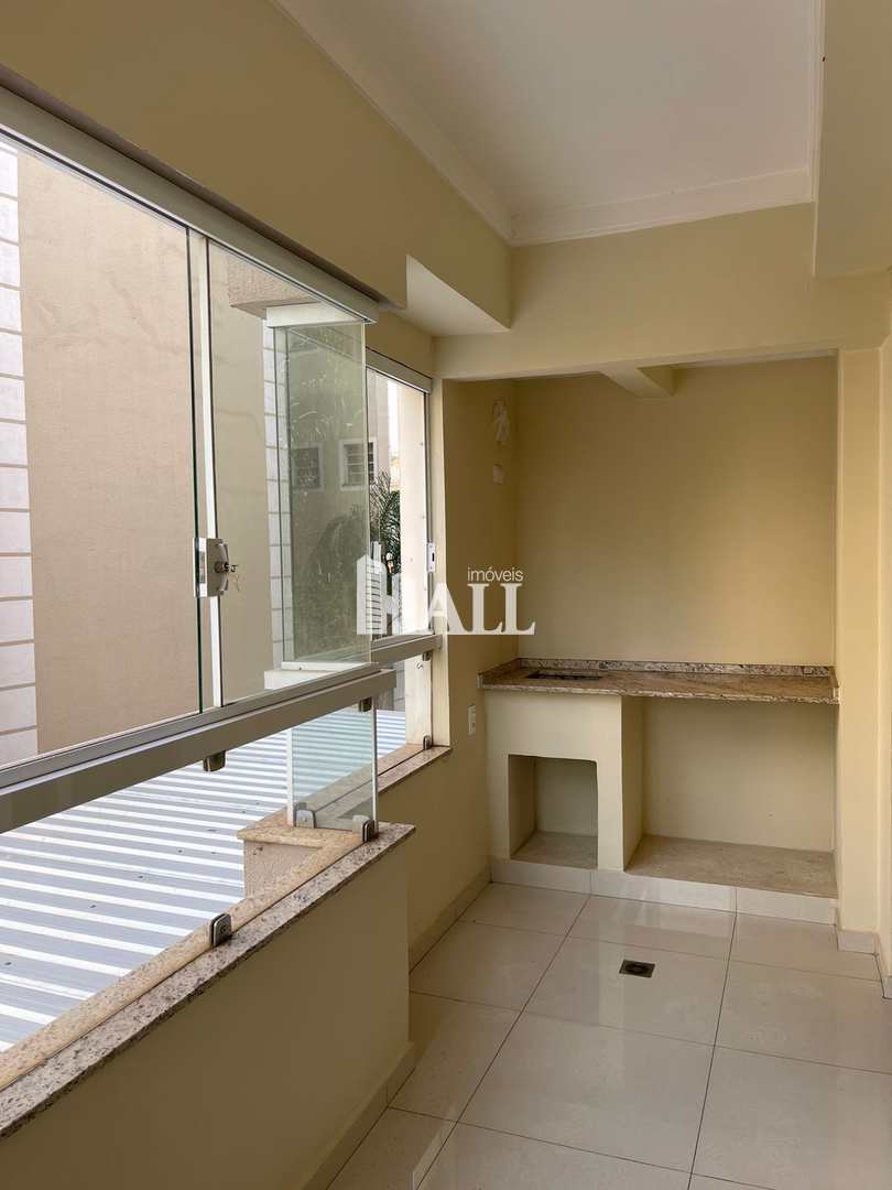 Apartamento à venda com 3 quartos, 72m² - Foto 2