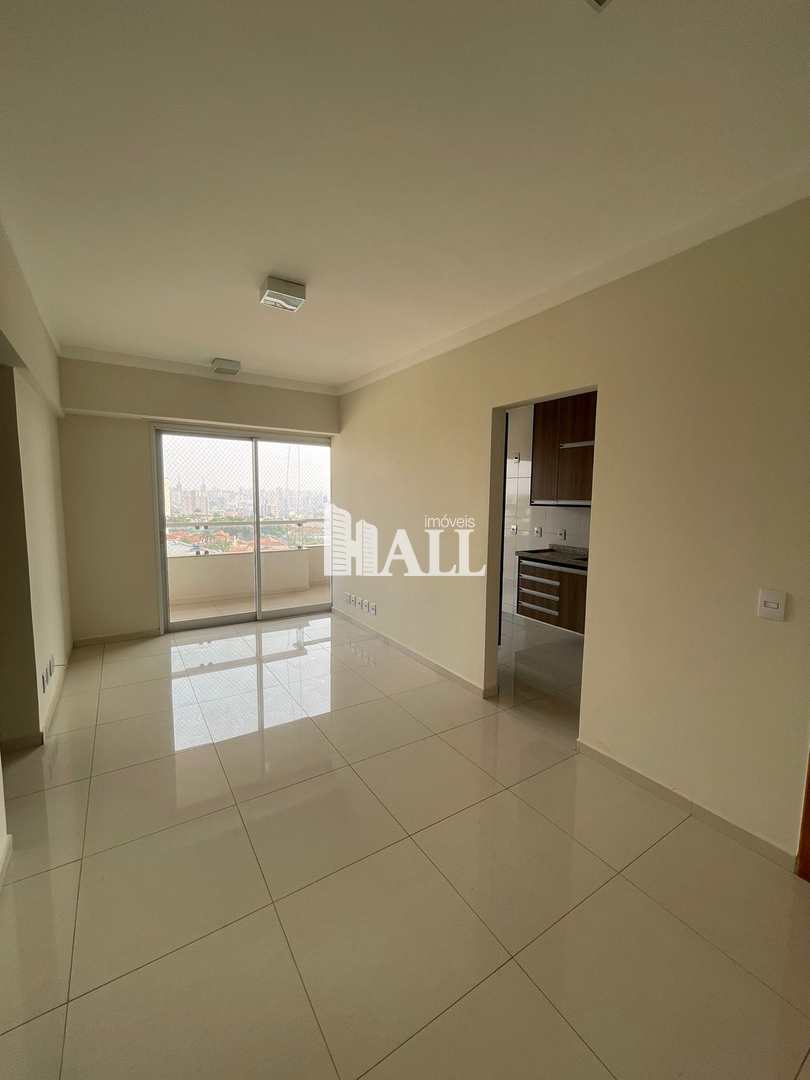 Apartamento à venda com 3 quartos, 72m² - Foto 1