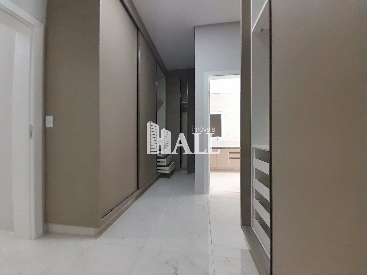 Casa de Condomínio à venda com 3 quartos, 251m² - Foto 12