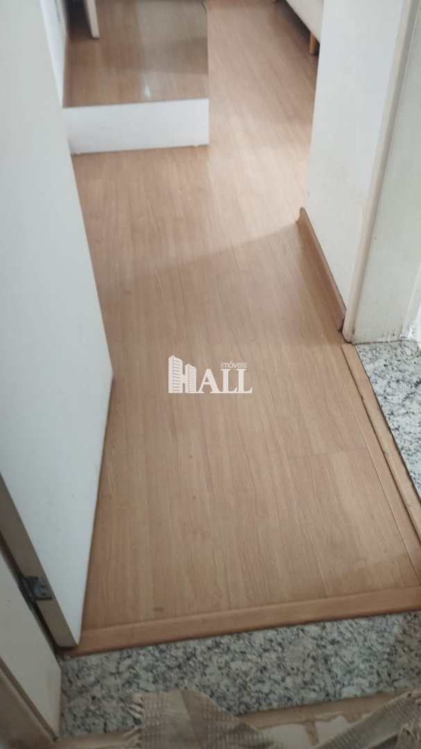 Apartamento à venda com 2 quartos, 58m² - Foto 3