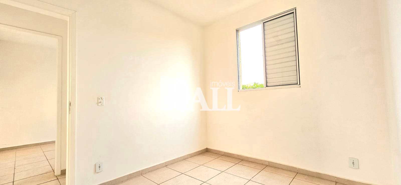 Apartamento à venda com 2 quartos, 44m² - Foto 3