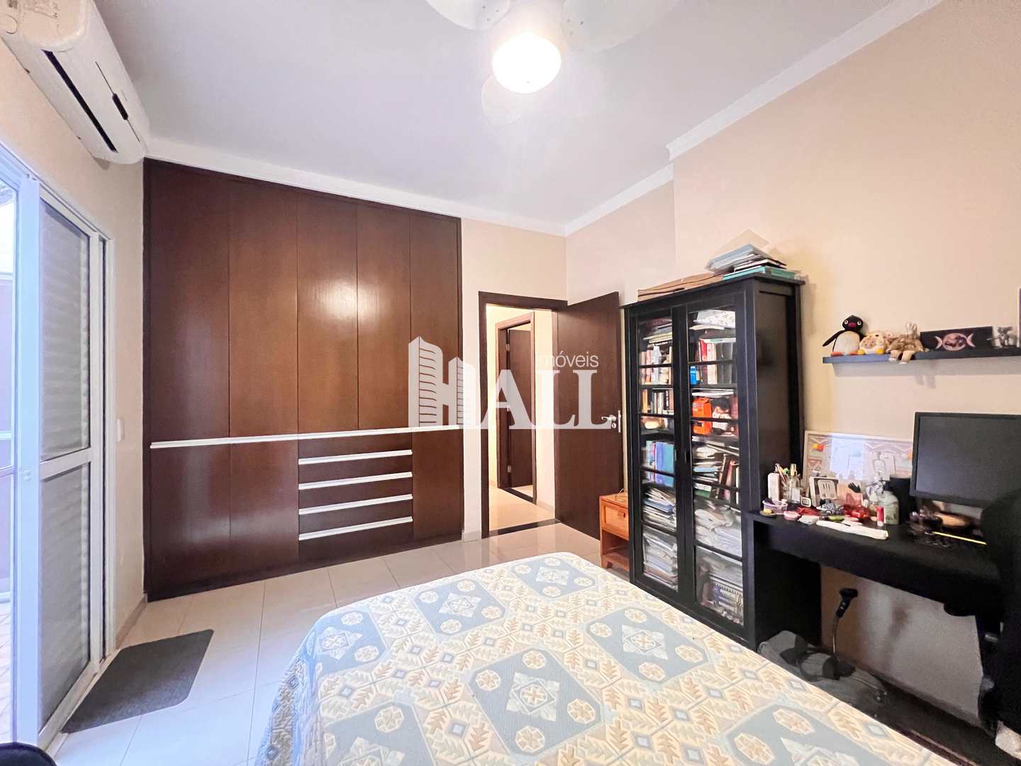 Casa de Condomínio à venda com 3 quartos, 220m² - Foto 8