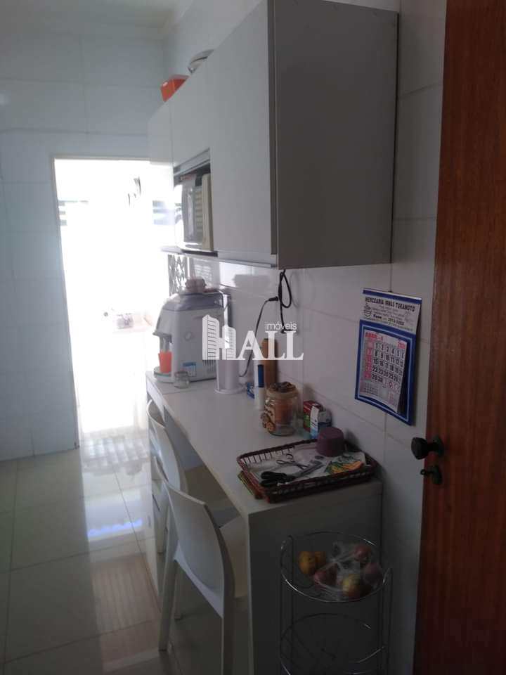 Casa à venda com 3 quartos, 150m² - Foto 11