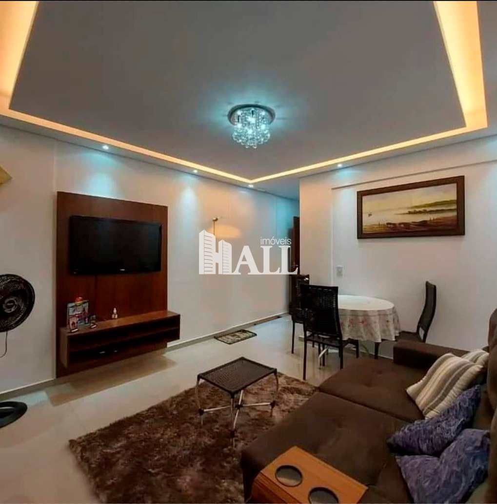 Apartamento à venda com 2 quartos, 70m² - Foto 1