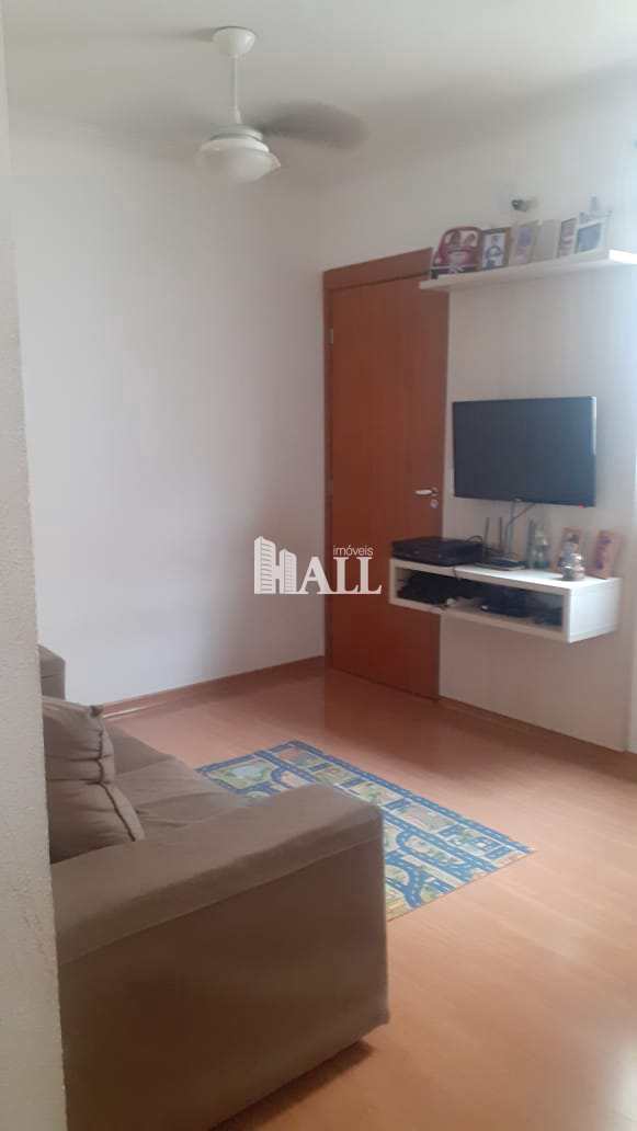 Apartamento à venda com 2 quartos, 42m² - Foto 1