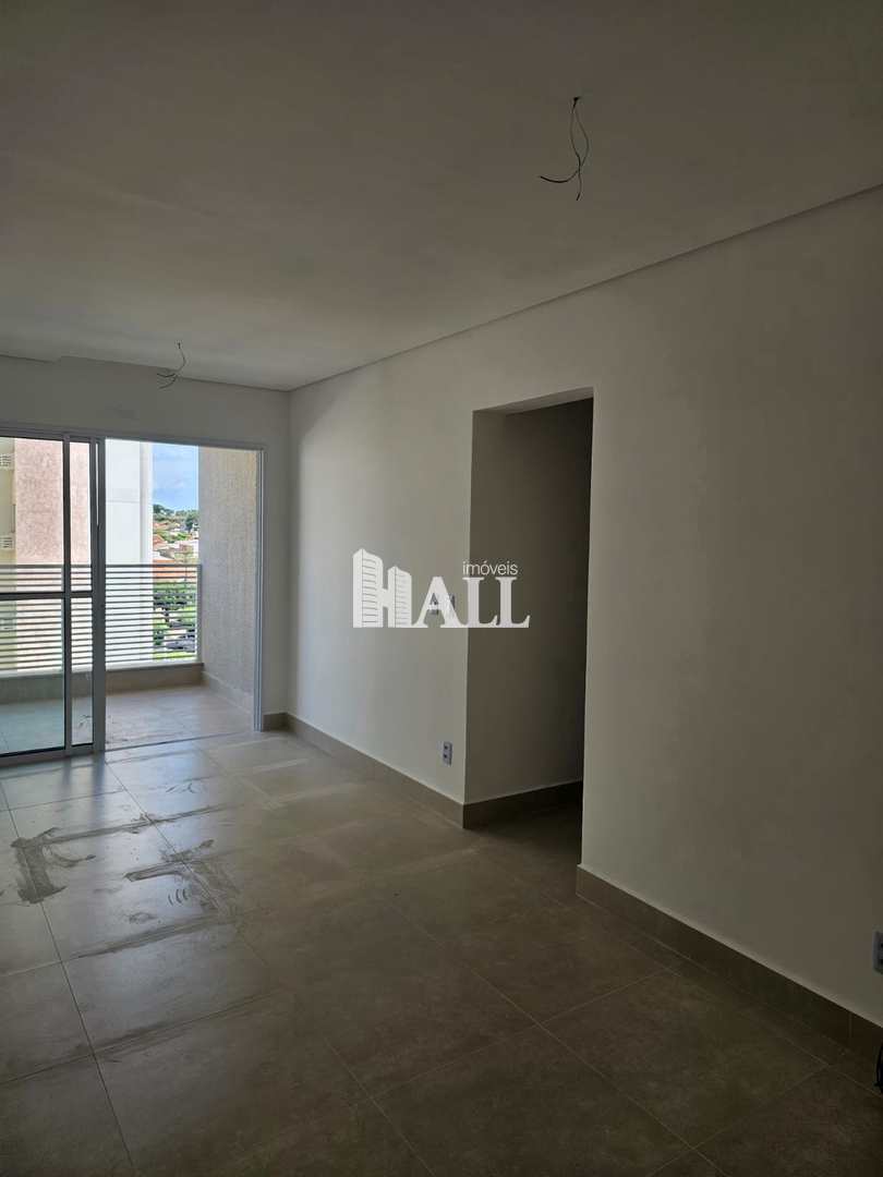 Apartamento à venda com 3 quartos, 81m² - Foto 1