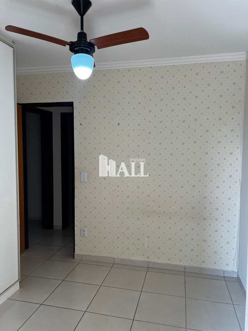 Apartamento à venda com 2 quartos, 68m² - Foto 2