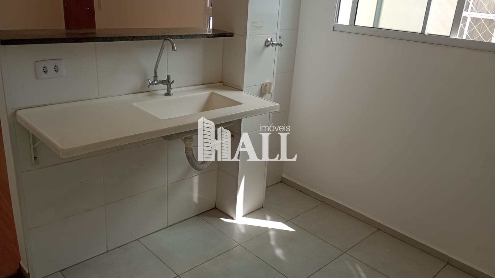 Apartamento à venda com 2 quartos, 39m² - Foto 3