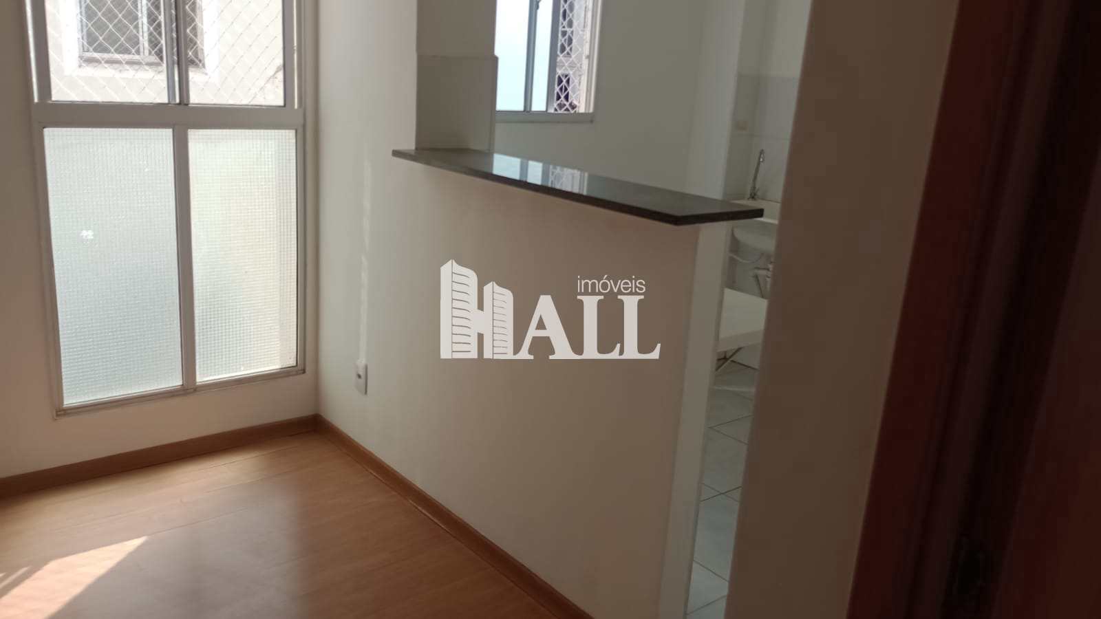 Apartamento à venda com 2 quartos, 39m² - Foto 2