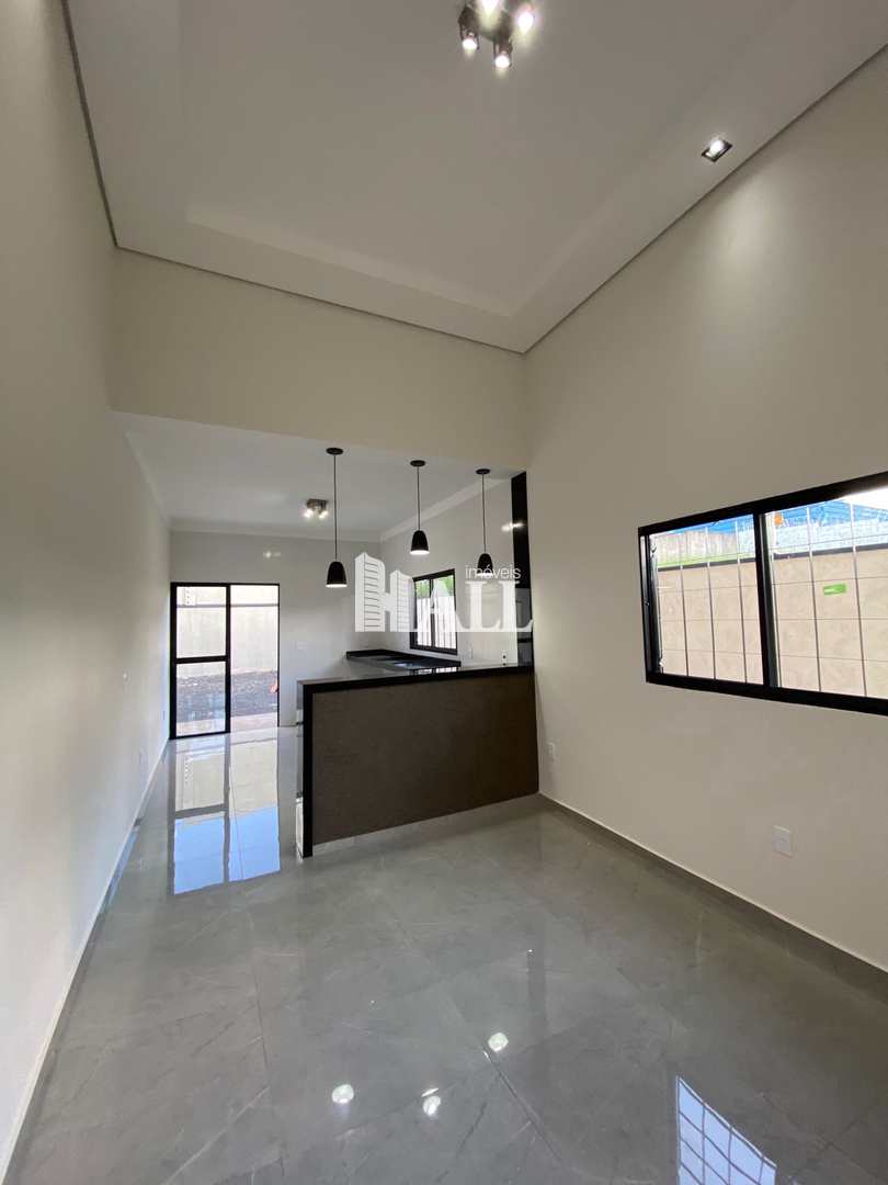 Casa à venda com 3 quartos, 230m² - Foto 4