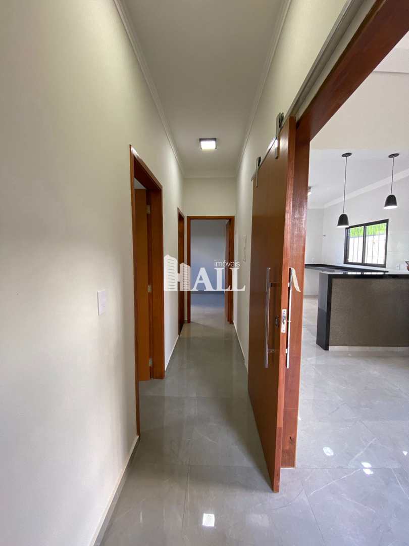 Casa à venda com 3 quartos, 230m² - Foto 16