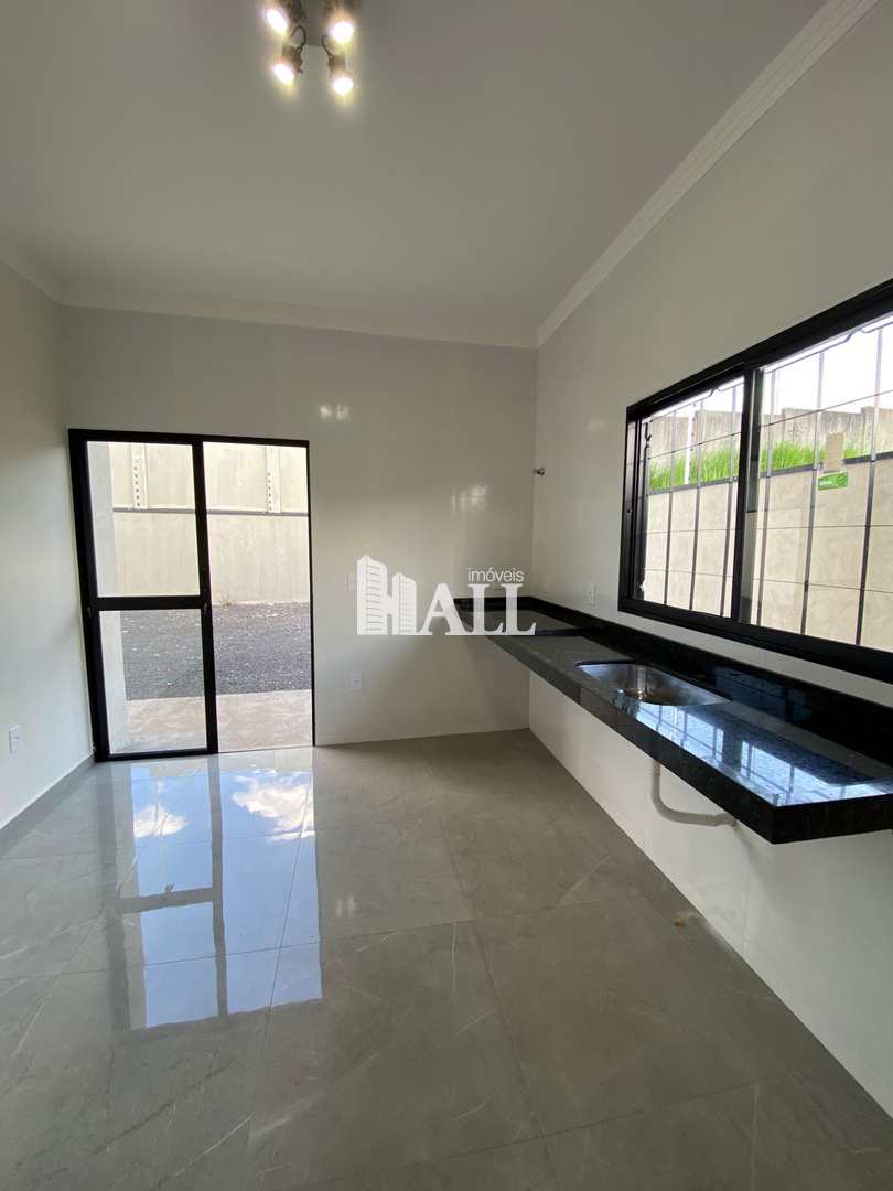 Casa à venda com 3 quartos, 230m² - Foto 7