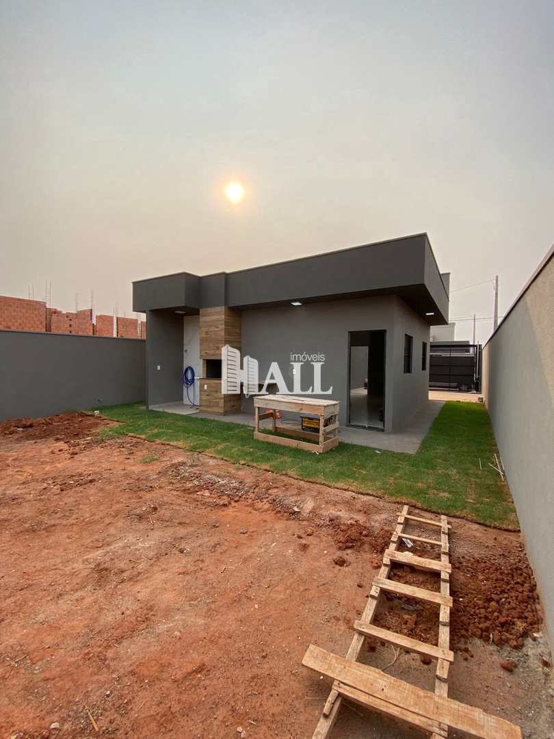 Casa à venda com 2 quartos, 55m² - Foto 11