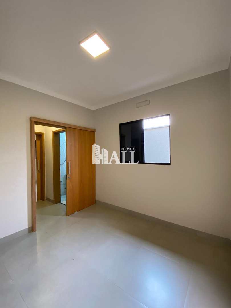 Casa à venda com 3 quartos, 200m² - Foto 11