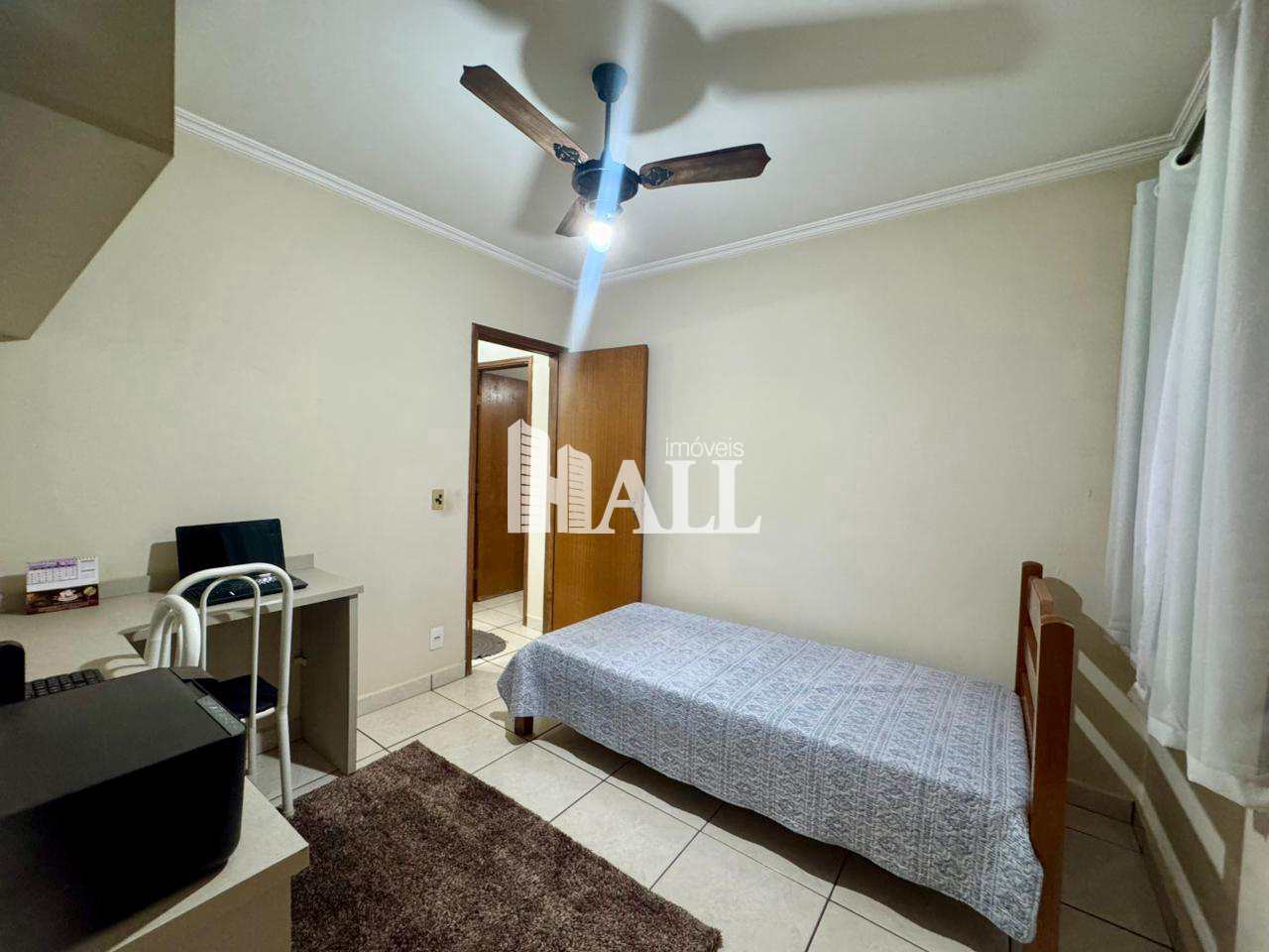 Apartamento à venda com 2 quartos, 75m² - Foto 18