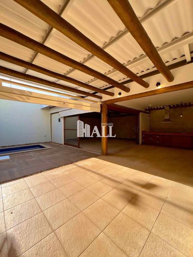 Sobrado à venda com 3 quartos, 197m² - Foto 4