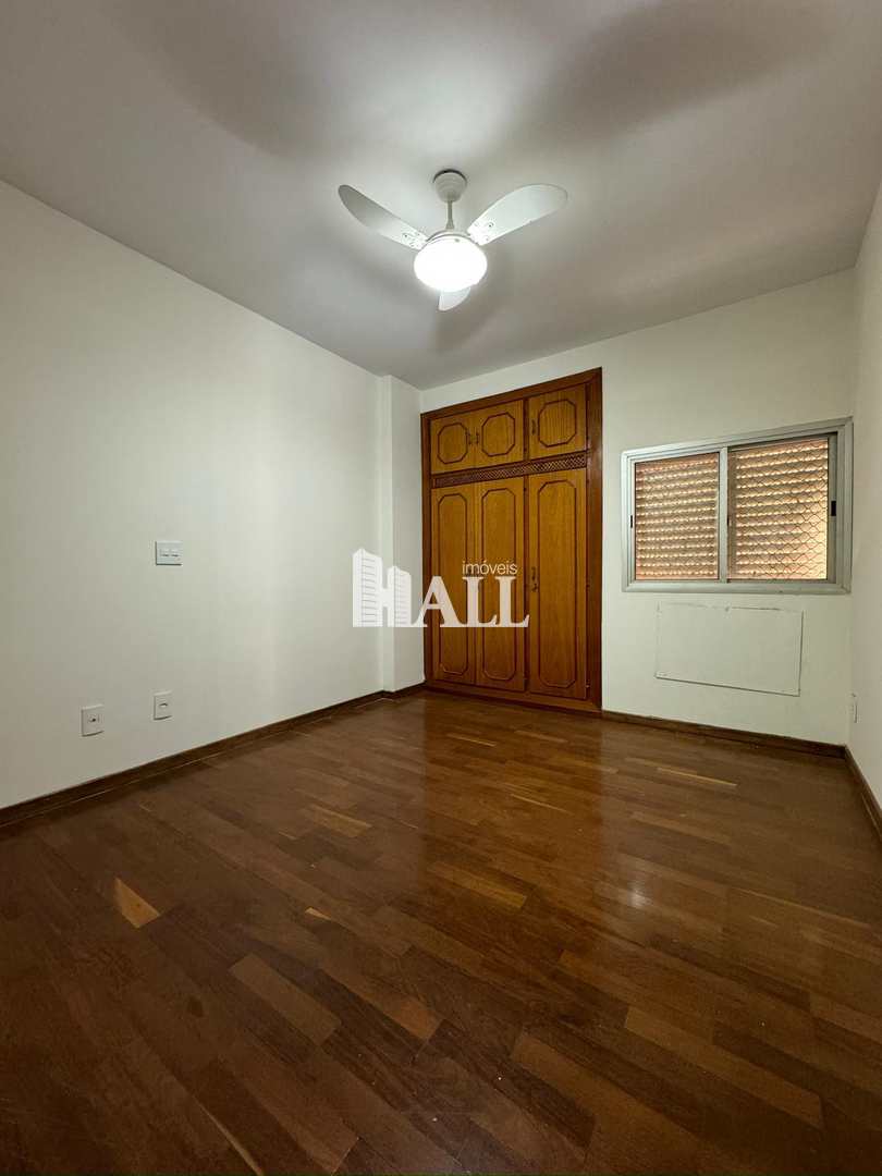 Apartamento à venda com 3 quartos, 157m² - Foto 8