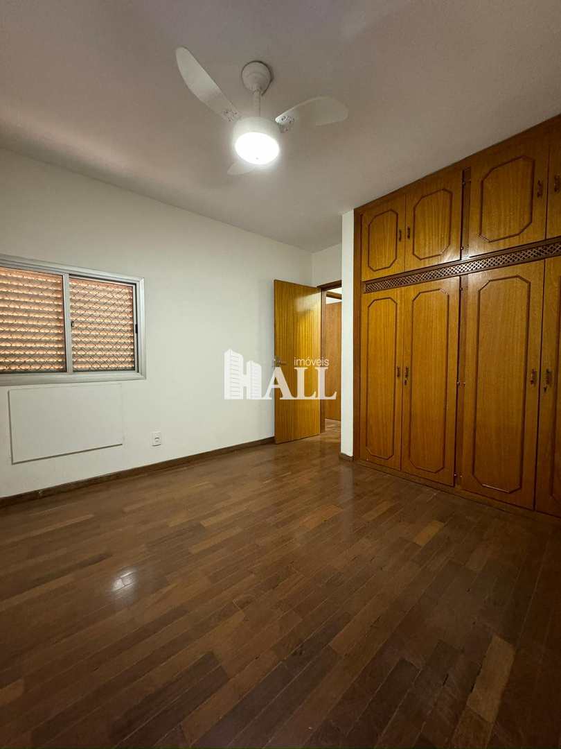 Apartamento à venda com 3 quartos, 157m² - Foto 7