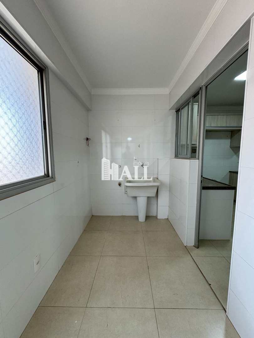 Apartamento à venda com 3 quartos, 157m² - Foto 13