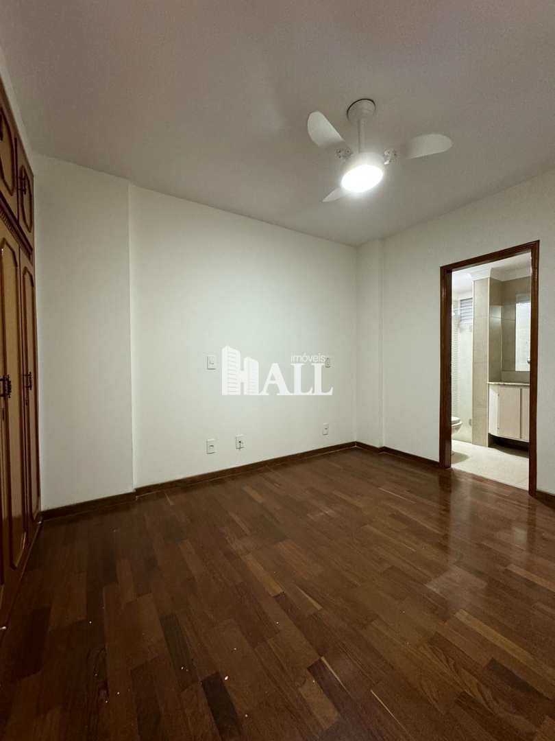 Apartamento à venda com 3 quartos, 157m² - Foto 9