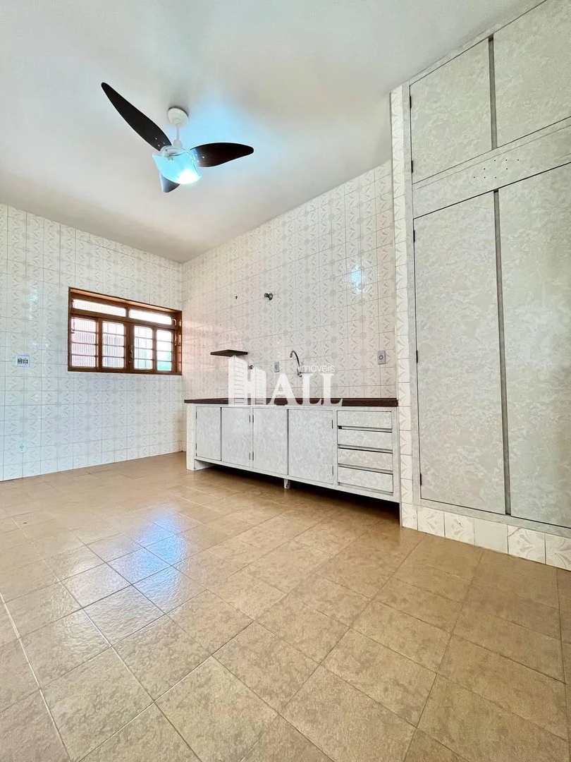 Casa à venda com 3 quartos, 290m² - Foto 4