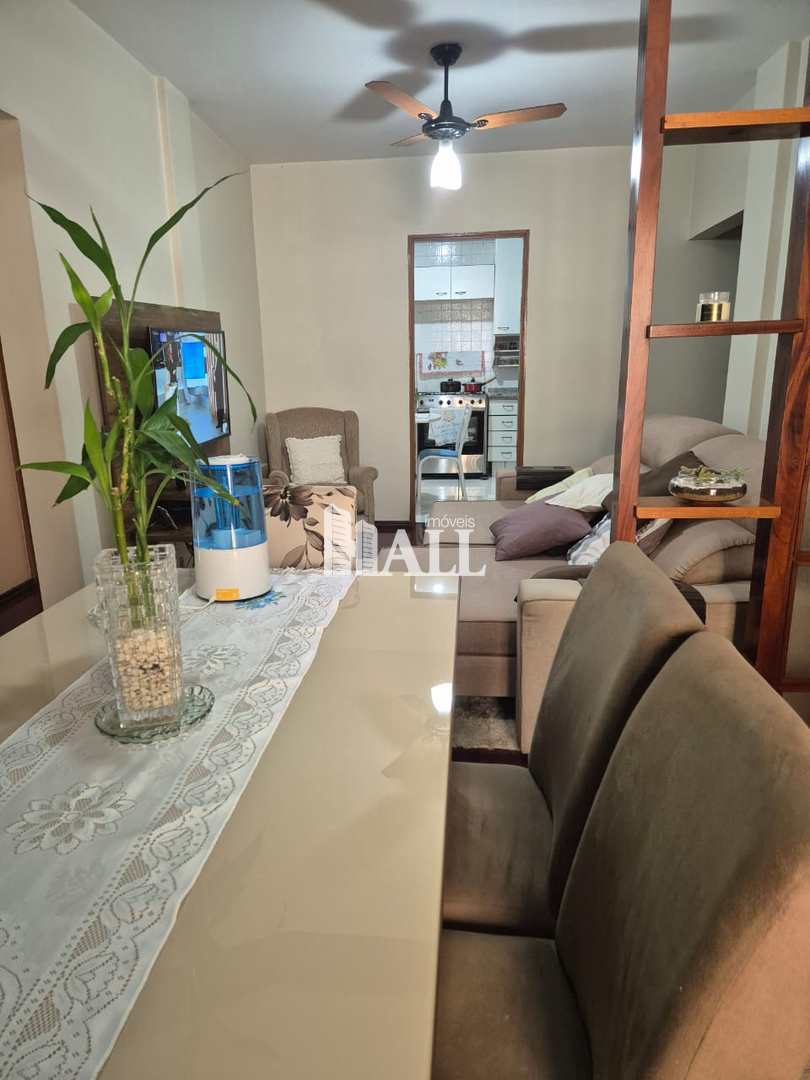 Apartamento à venda com 3 quartos, 100m² - Foto 2