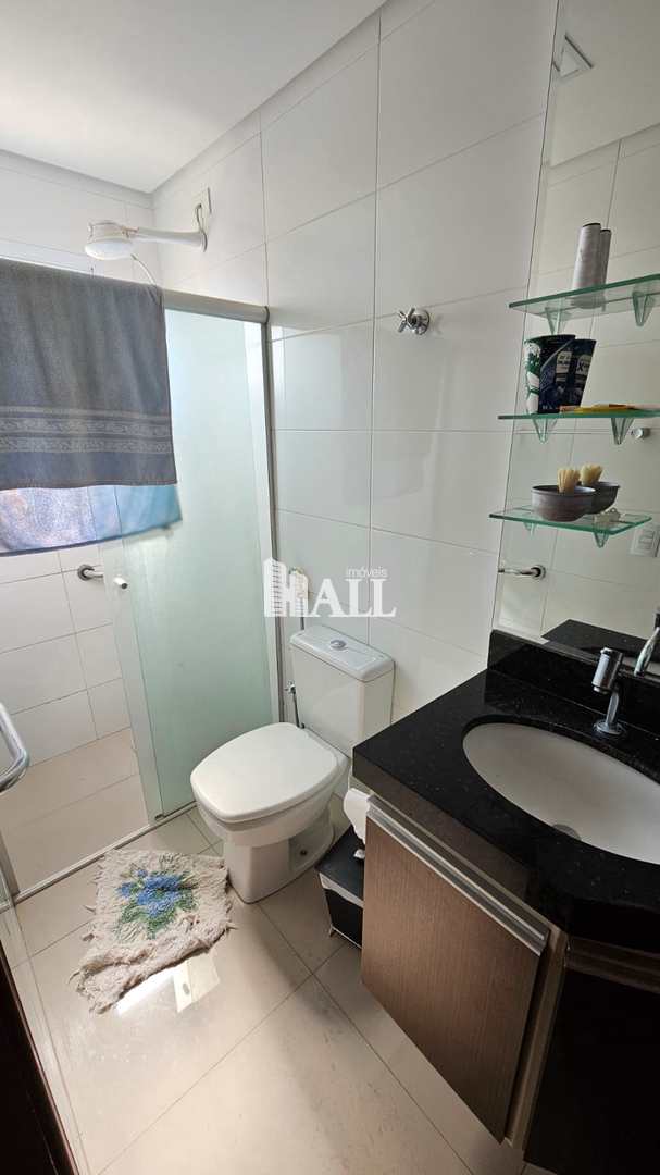 Apartamento à venda com 2 quartos, 75m² - Foto 8