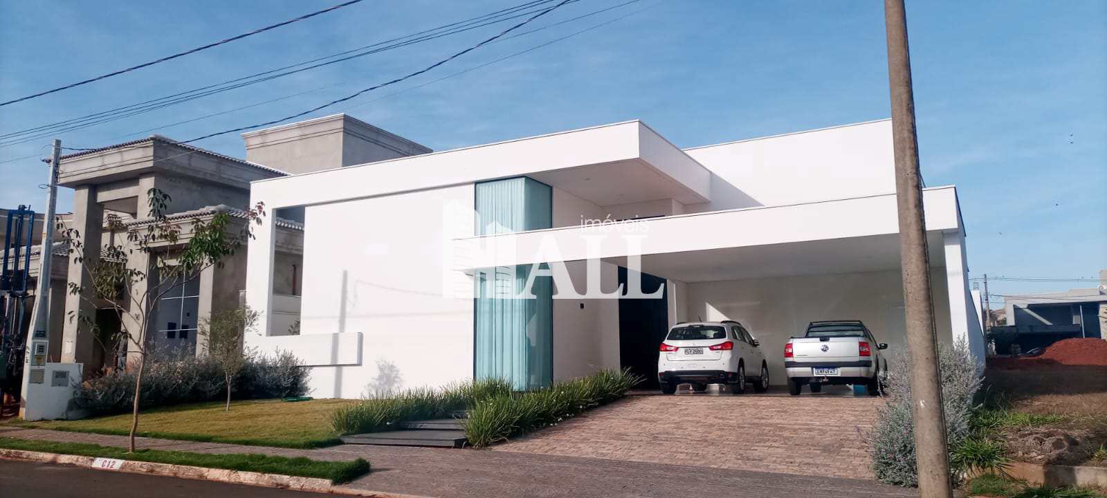 Casa de Condomínio à venda com 4 quartos, 440m² - Foto 1