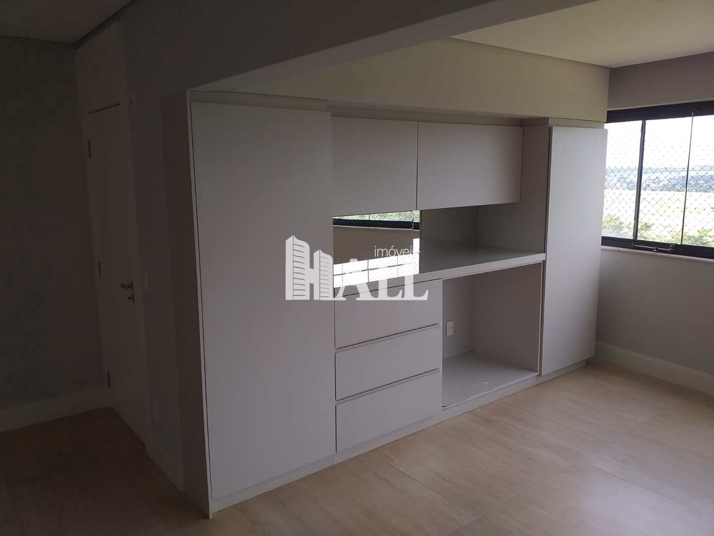 Apartamento à venda com 3 quartos, 157m² - Foto 3