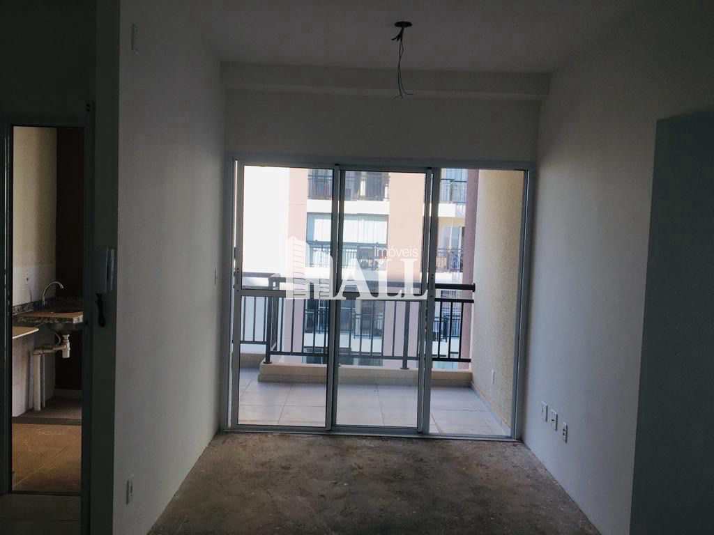 Apartamento à venda com 2 quartos, 64m² - Foto 1