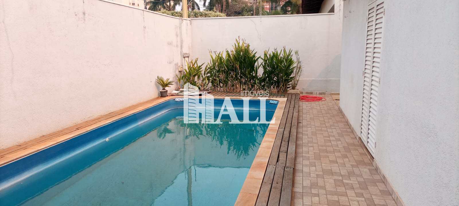 Casa à venda com 3 quartos, 245m² - Foto 14