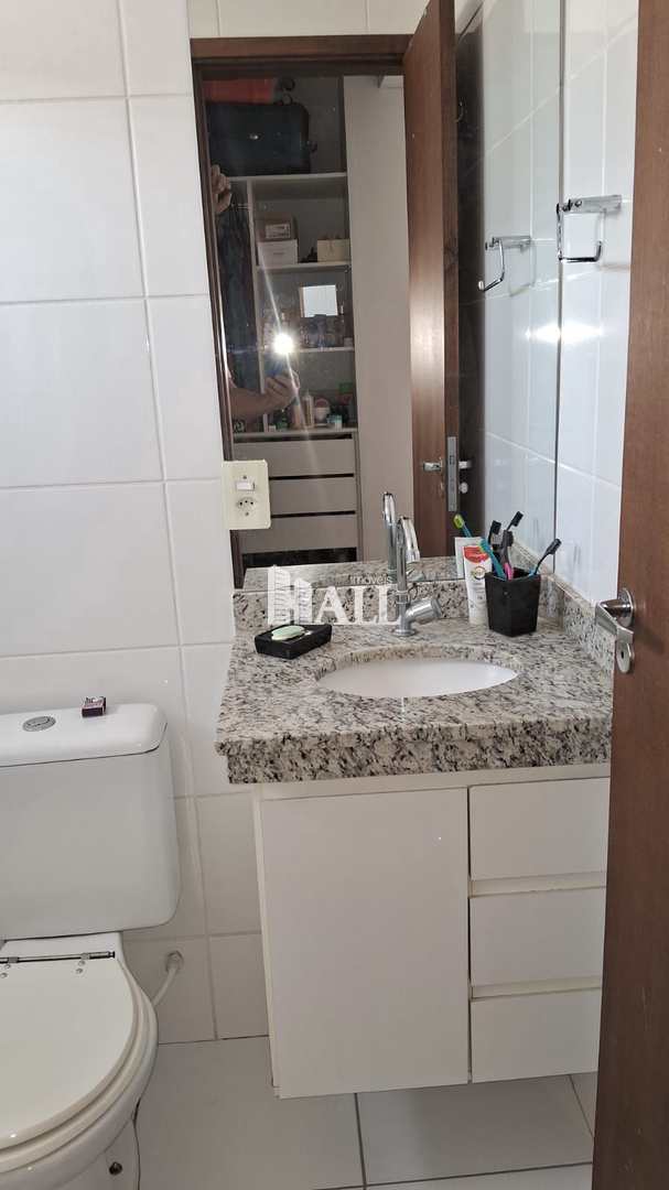 Apartamento à venda com 2 quartos, 66m² - Foto 14