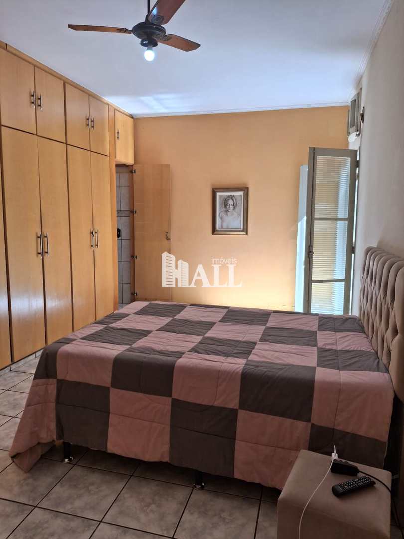 Casa à venda com 3 quartos, 144m² - Foto 4