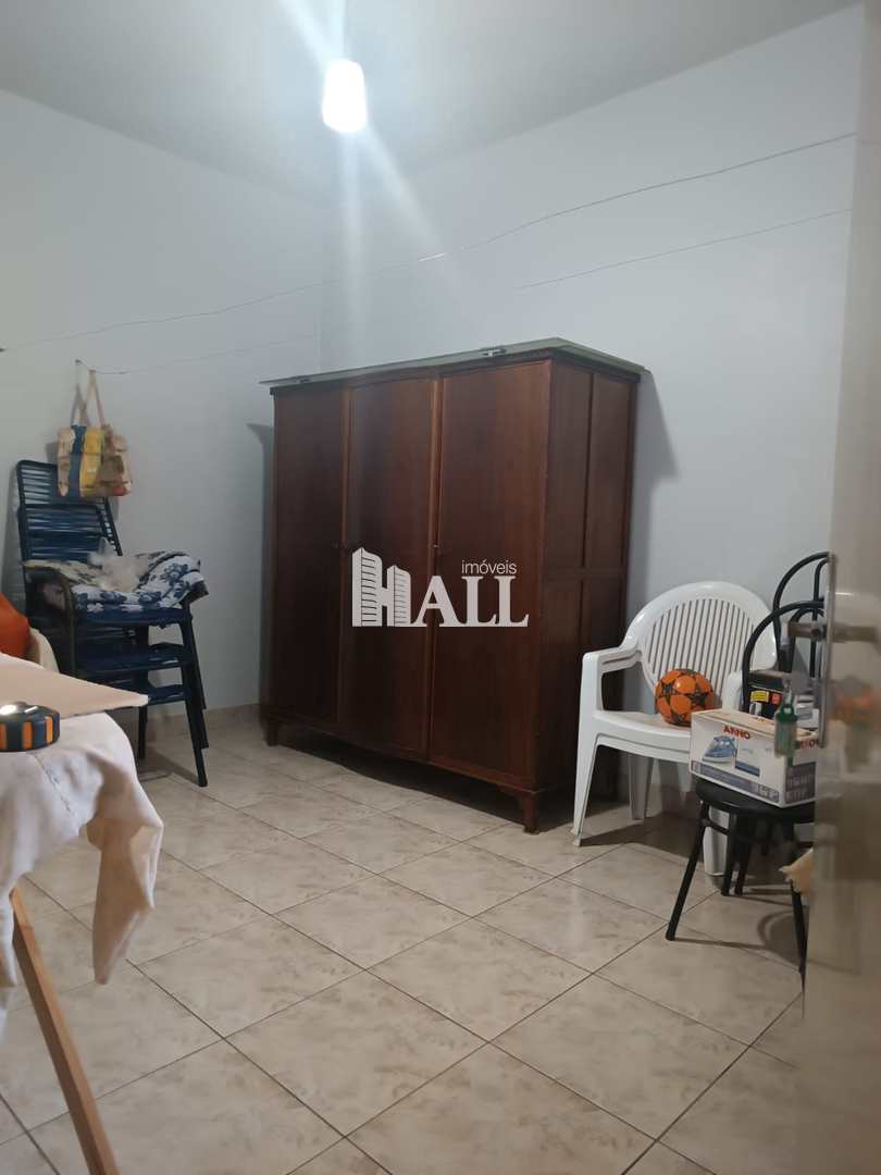 Casa à venda com 3 quartos, 228m² - Foto 11