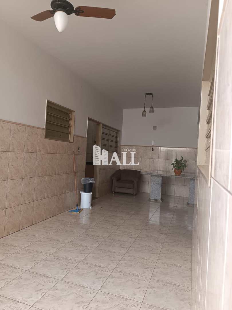 Casa à venda com 3 quartos, 228m² - Foto 17