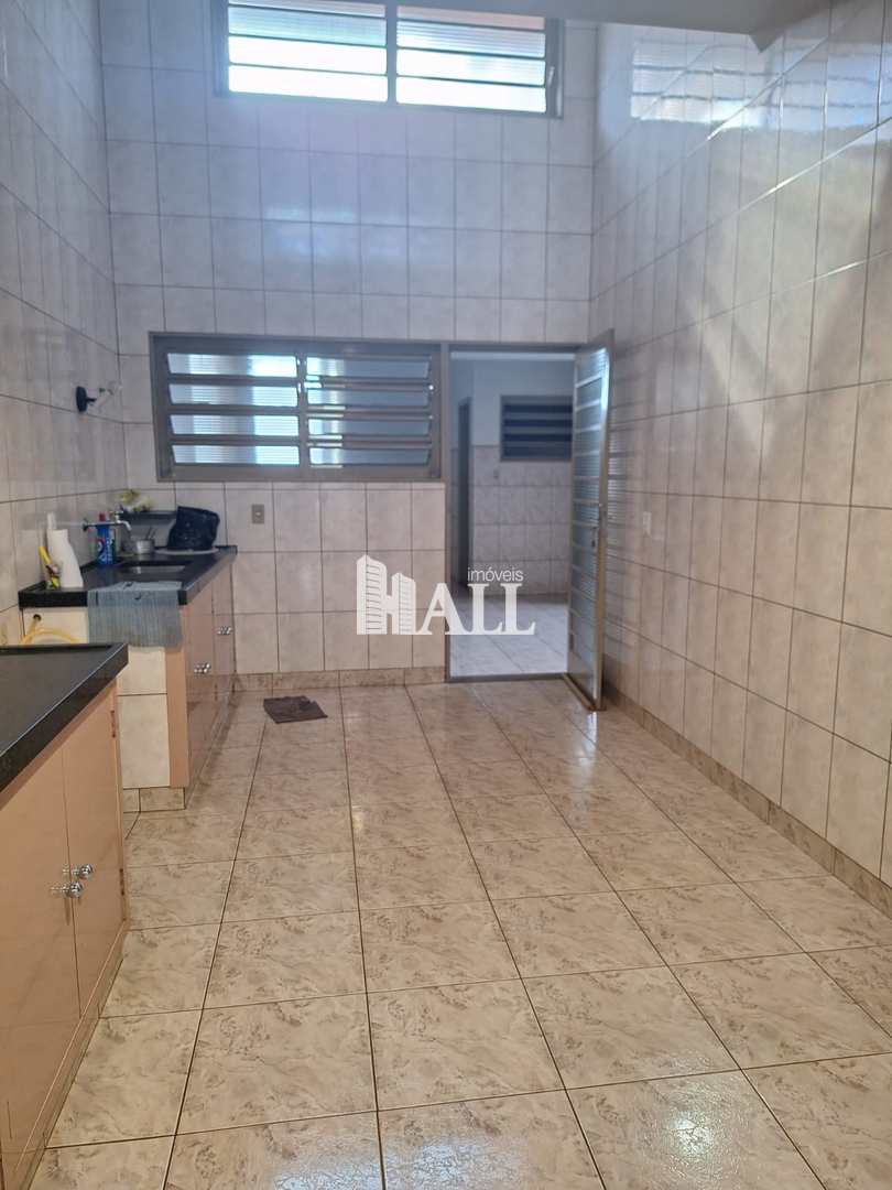 Casa, 3 quartos, 228 m² - Foto 3