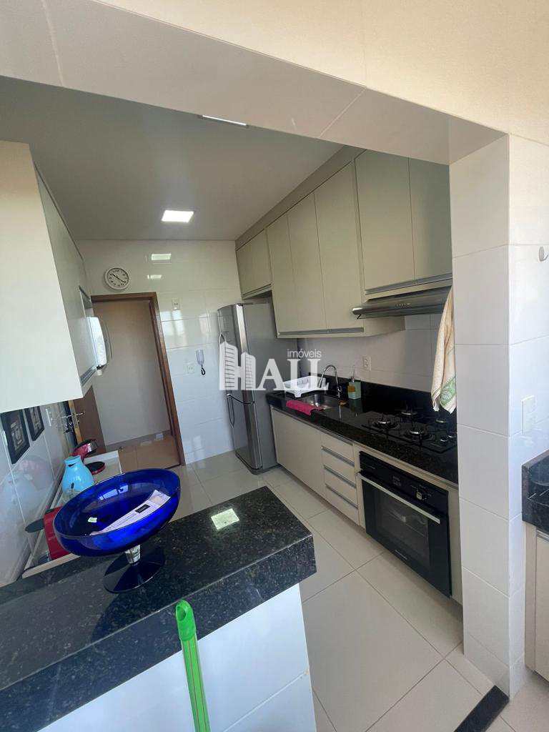 Apartamento à venda com 3 quartos, 96m² - Foto 10